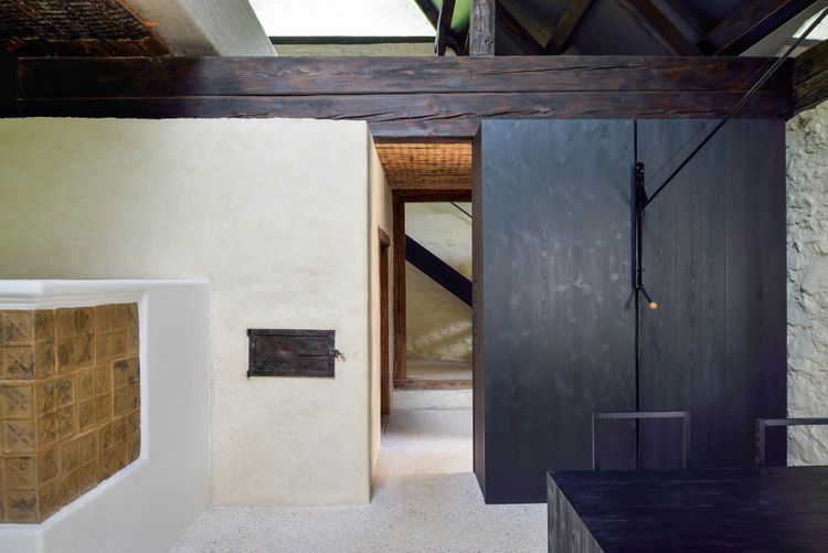 Alpine Con­trap­posto