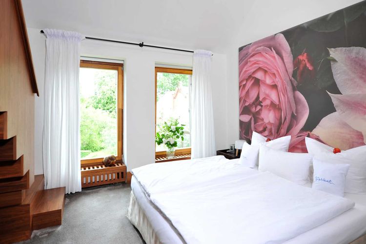 See­hotel am Neu­klos­tersee