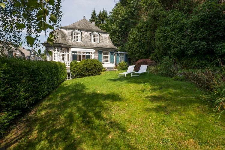 Brü­cken­villa Bleibe