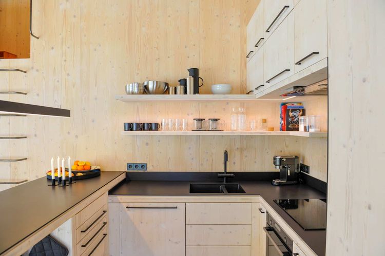 Nor­wegian Wood Cabin T2027