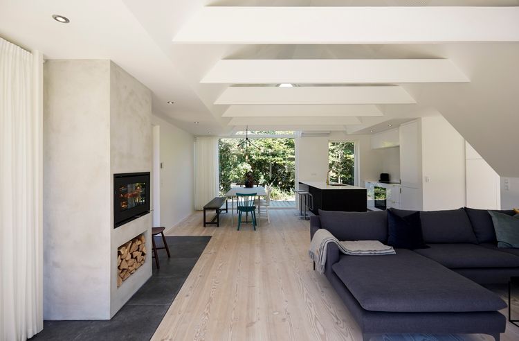 Wood­house