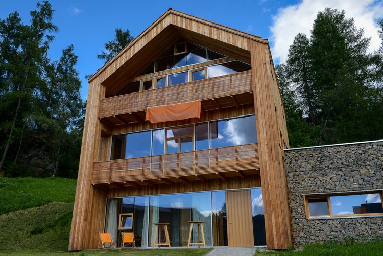 Smart Wood House