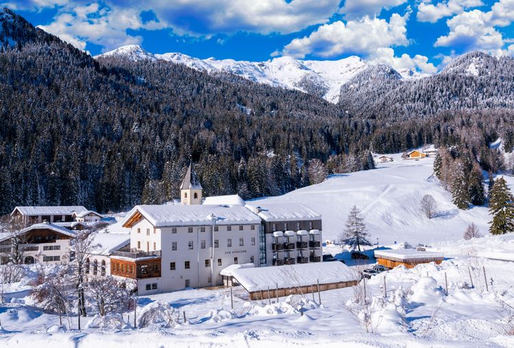 Zum Hir­schen