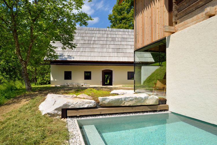 Alpine Con­trap­posto