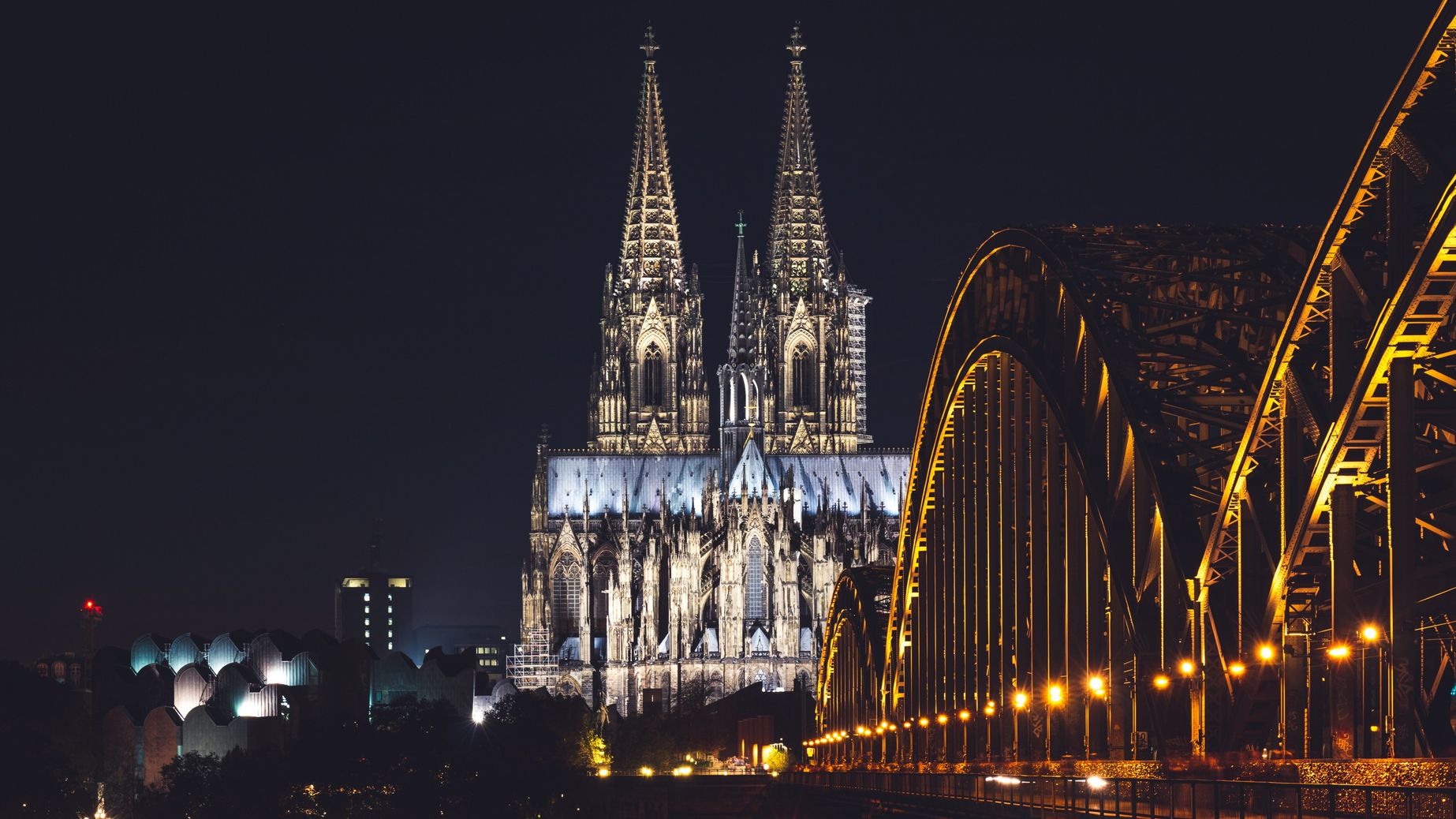 Groß­stadt­ge­flüster