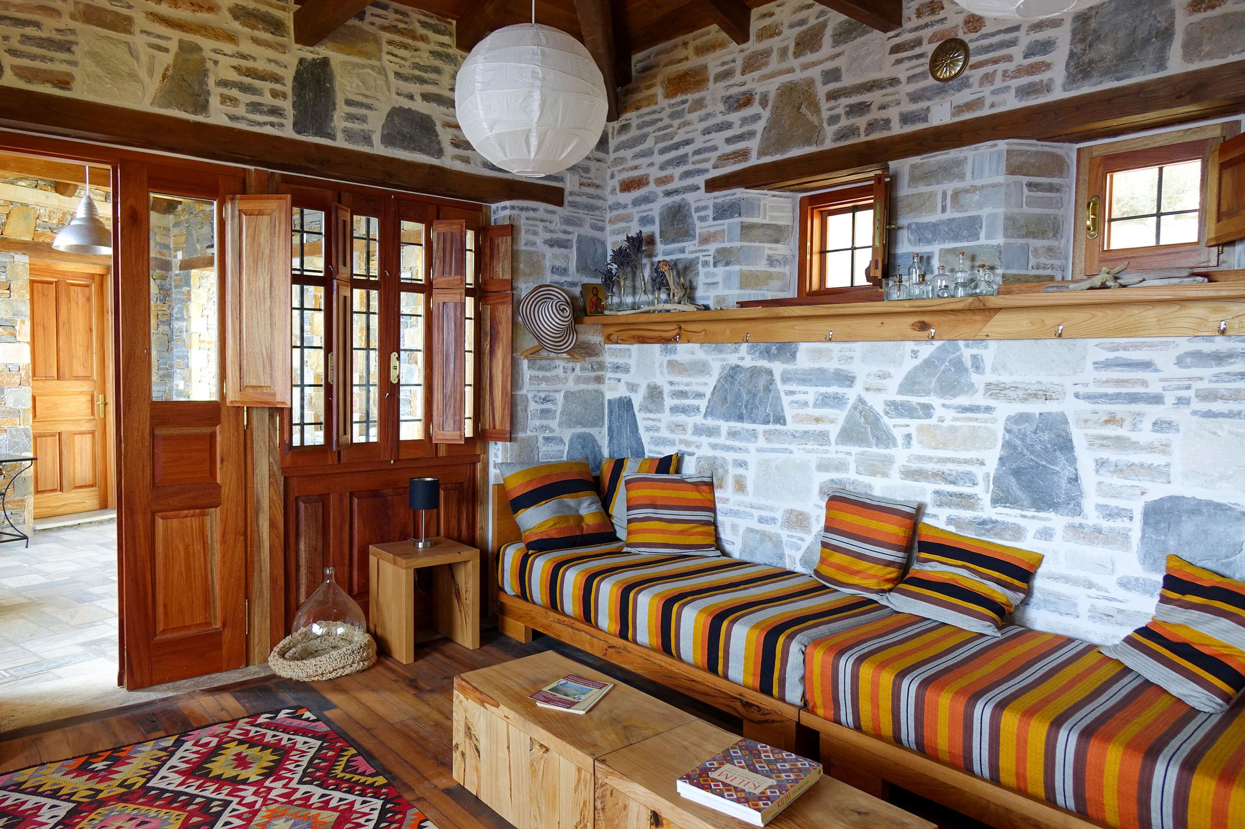 afeilianes stone house