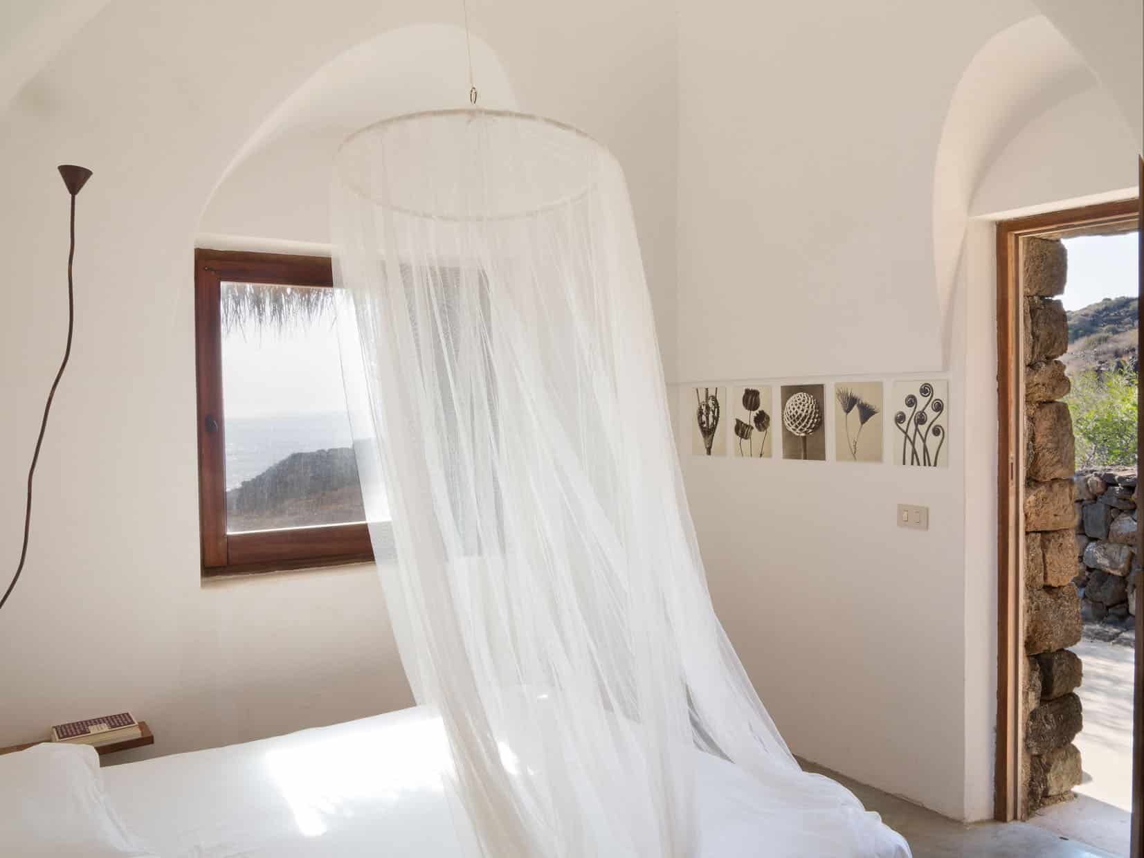 pantelleria nika