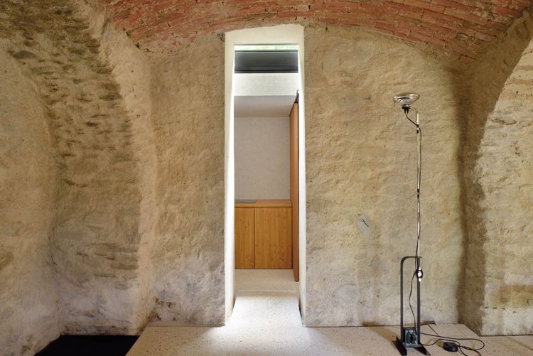 Alpine Con­trap­posto