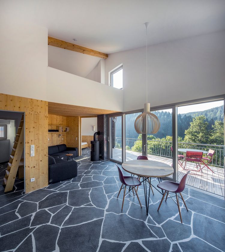 Kleines Vul­kan­ei­felhaus