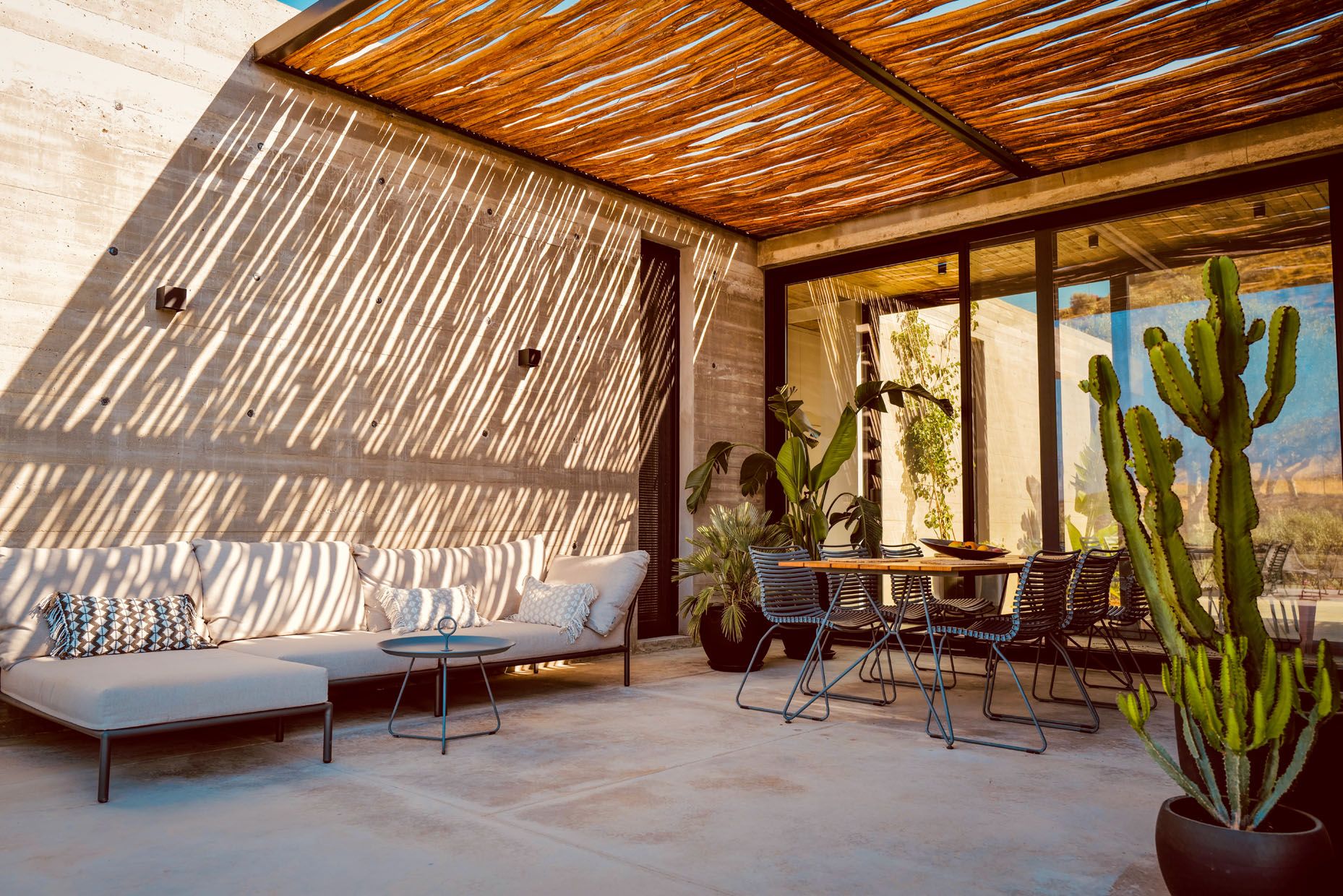 olive-garden-bungalow_001