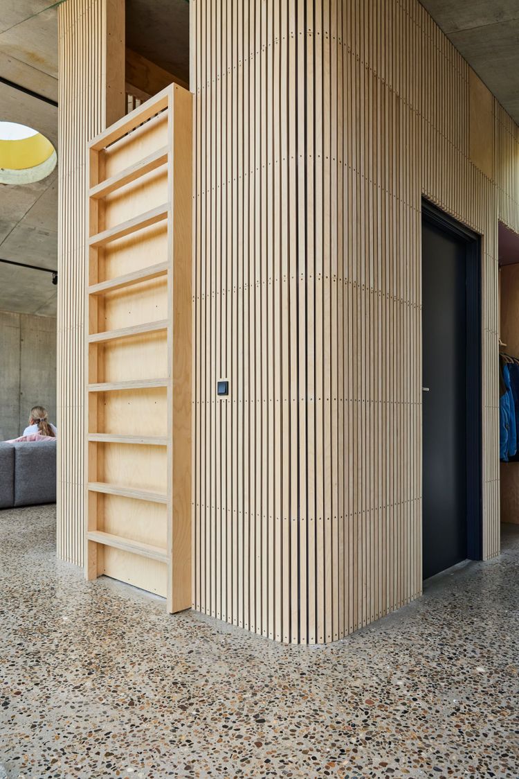 The Tri­angle