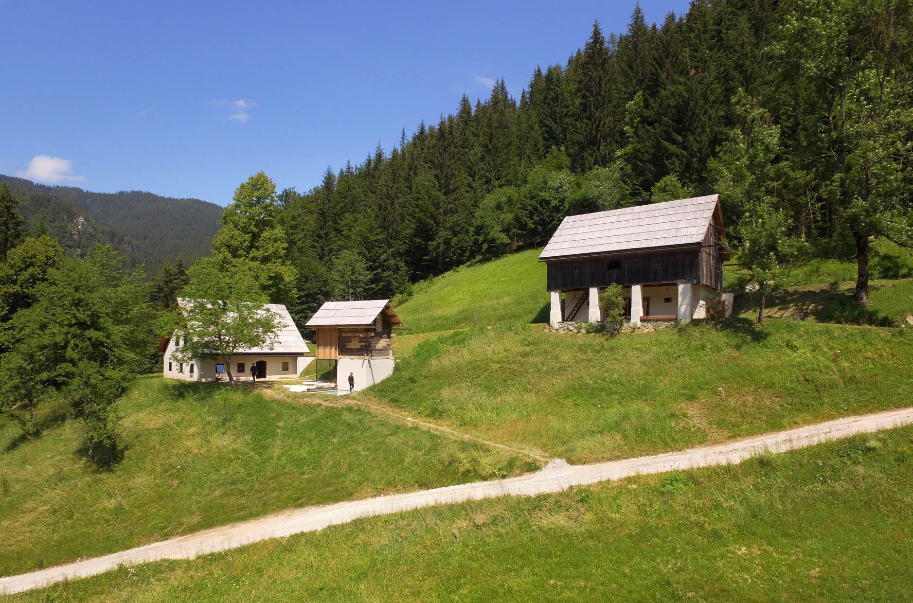 alpine-contrapposto_031