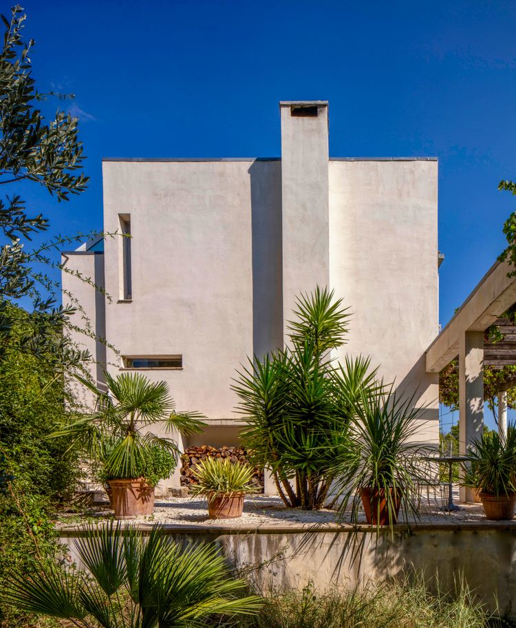 Villa Jones
