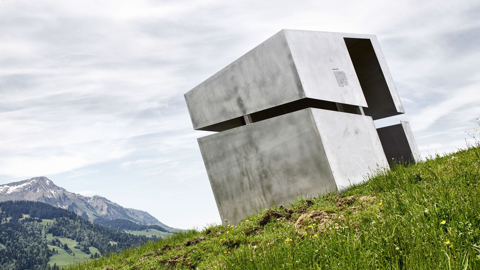 Archi­tec­tural Walks through the Bre­gen­zerwald (Part 1)