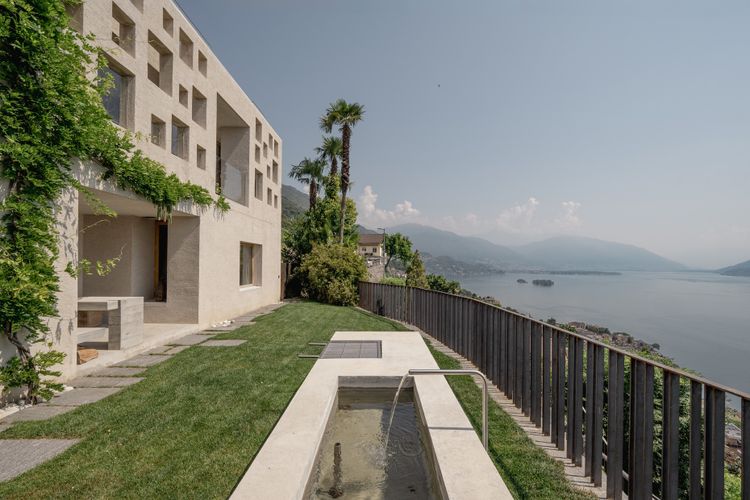 Casa Sas­sello