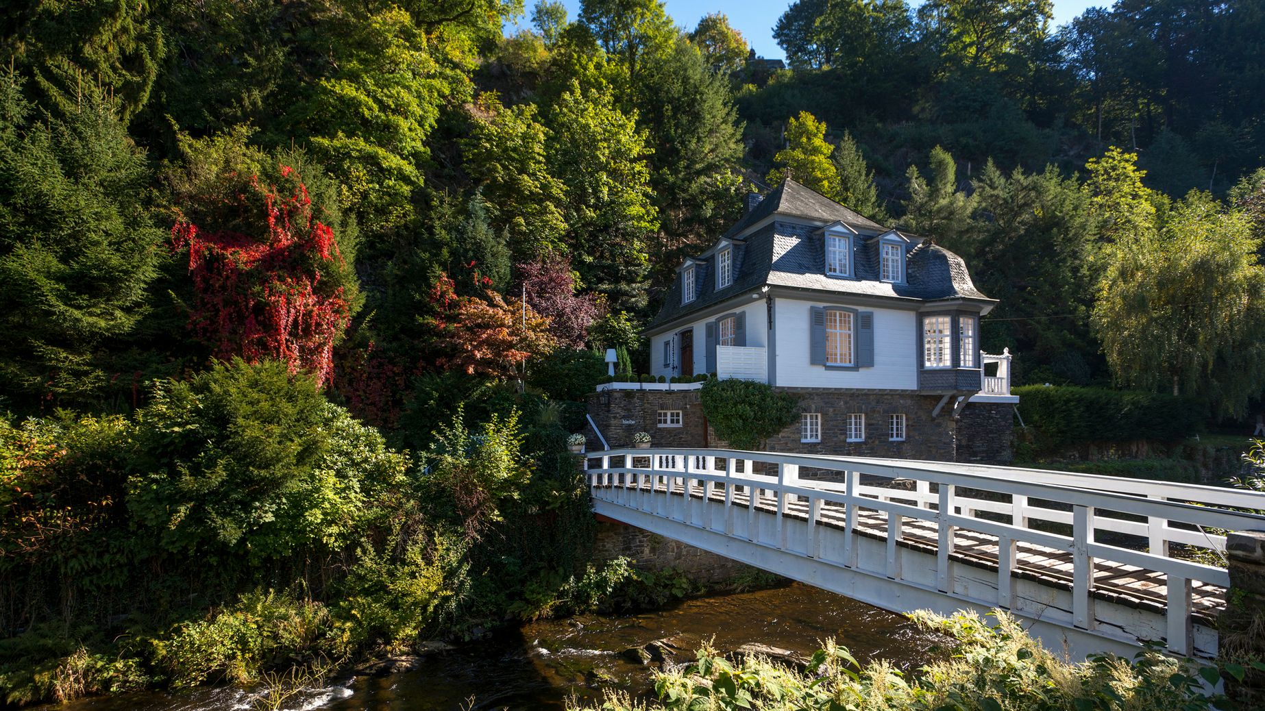 Brü­cken­villa Bleibe