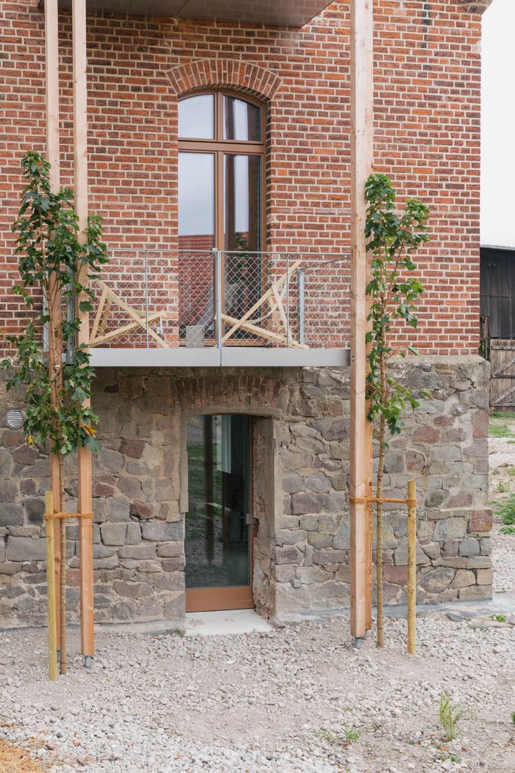 Ver­wal­te­rin­nenhaus