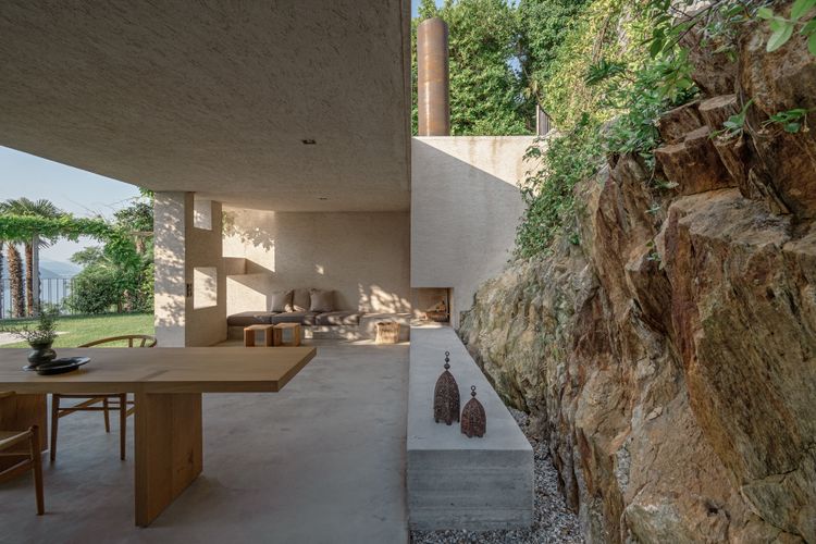 Casa Sas­sello