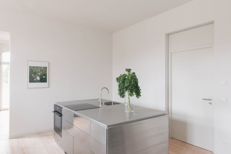 Ver­wal­te­rin­nenhaus