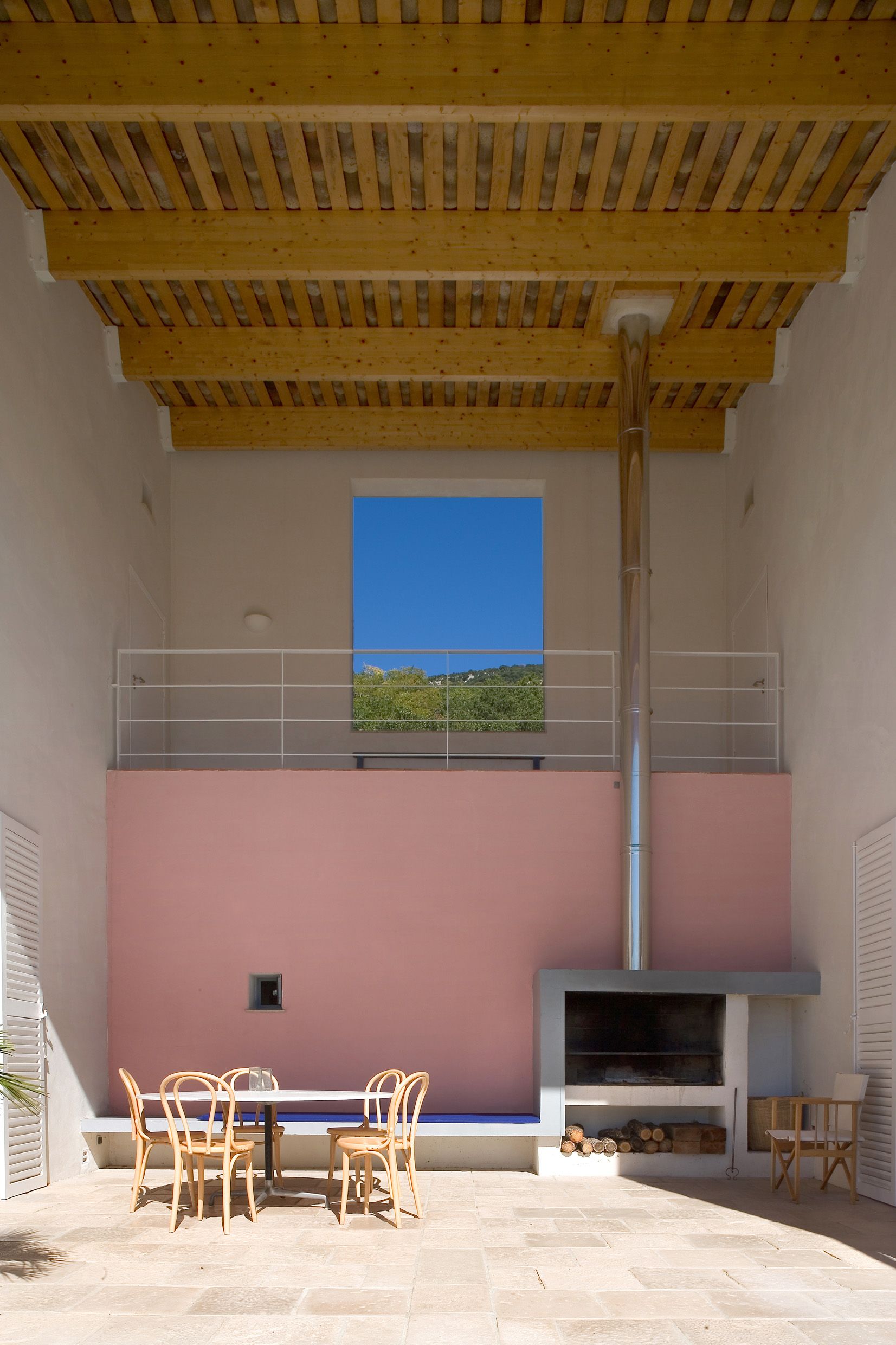 Villa Jones, Bargemon