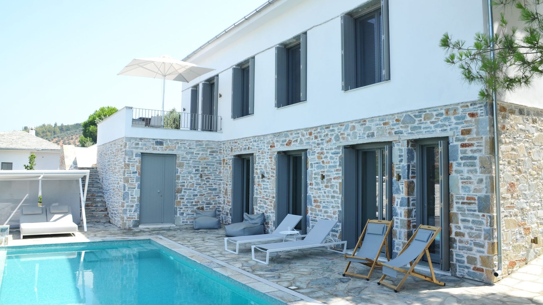 Kal­lithea Villas