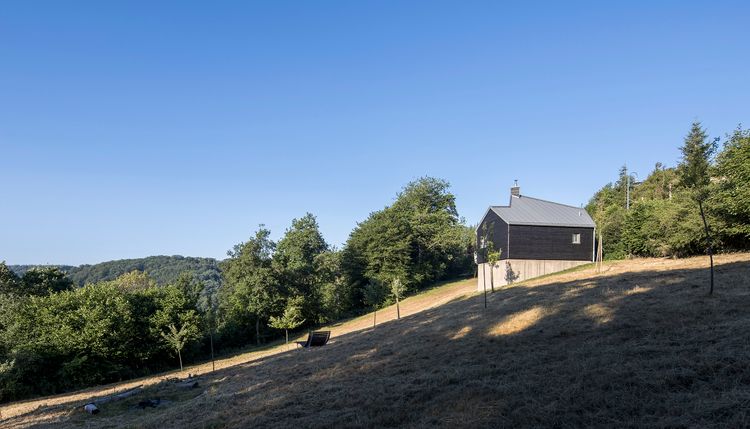 Kleines Vul­kan­ei­felhaus