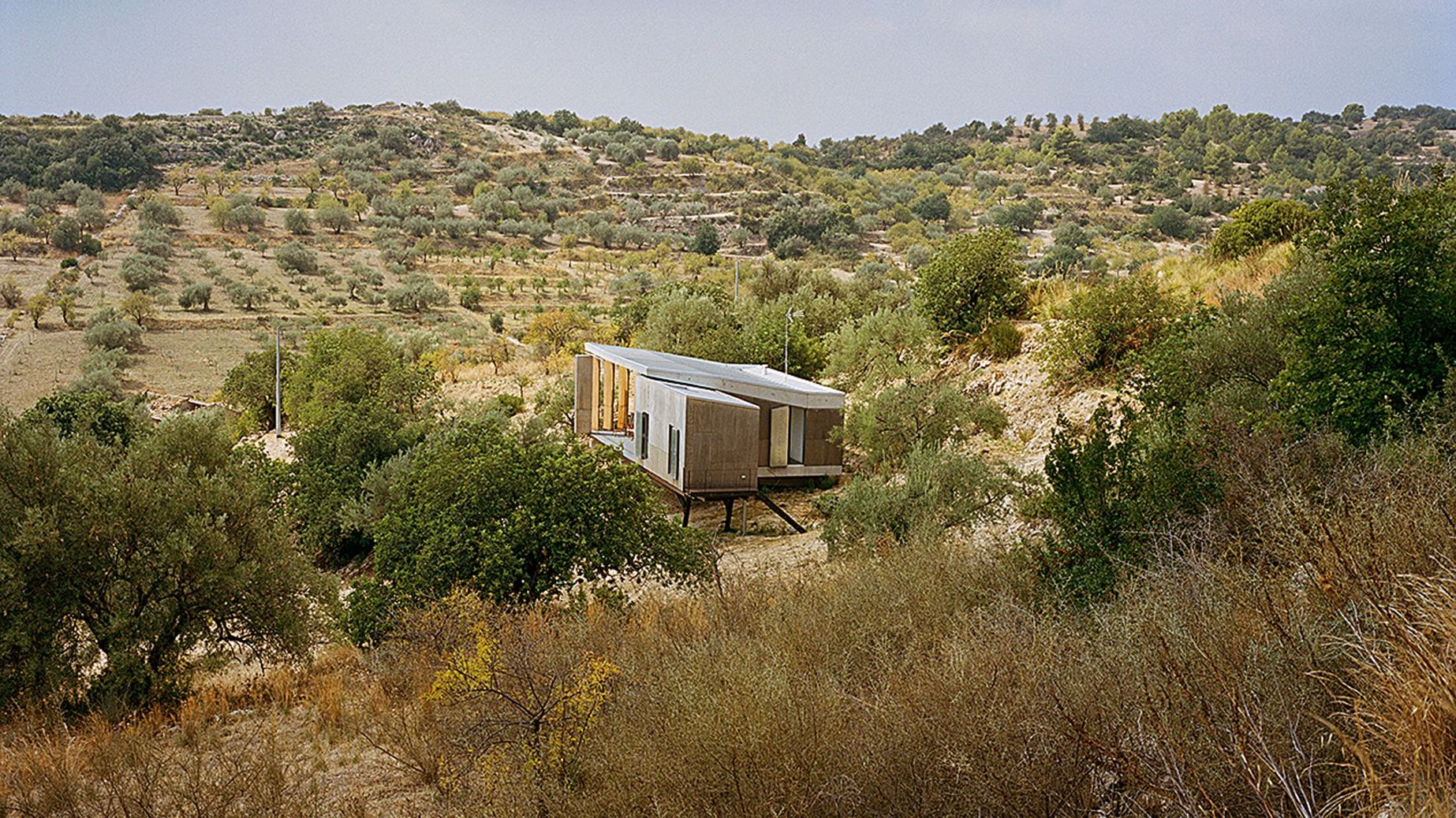 Shades and shapes of Sicily – journey throughout an island of con­trasts
