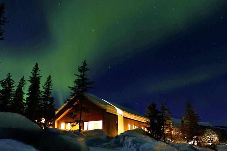 Nor­wegian Wood Cabin T2027
