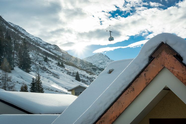 Halbhaus – Andermatt Chalet