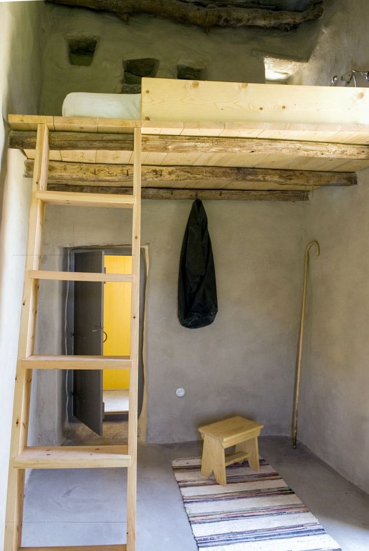 Loutra summer house