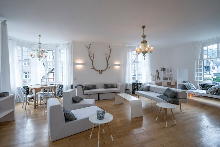Brü­cken­villa Bleibe
