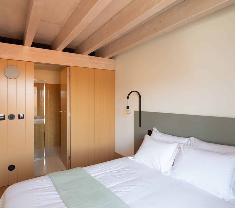 Na Tra­vessa Suites