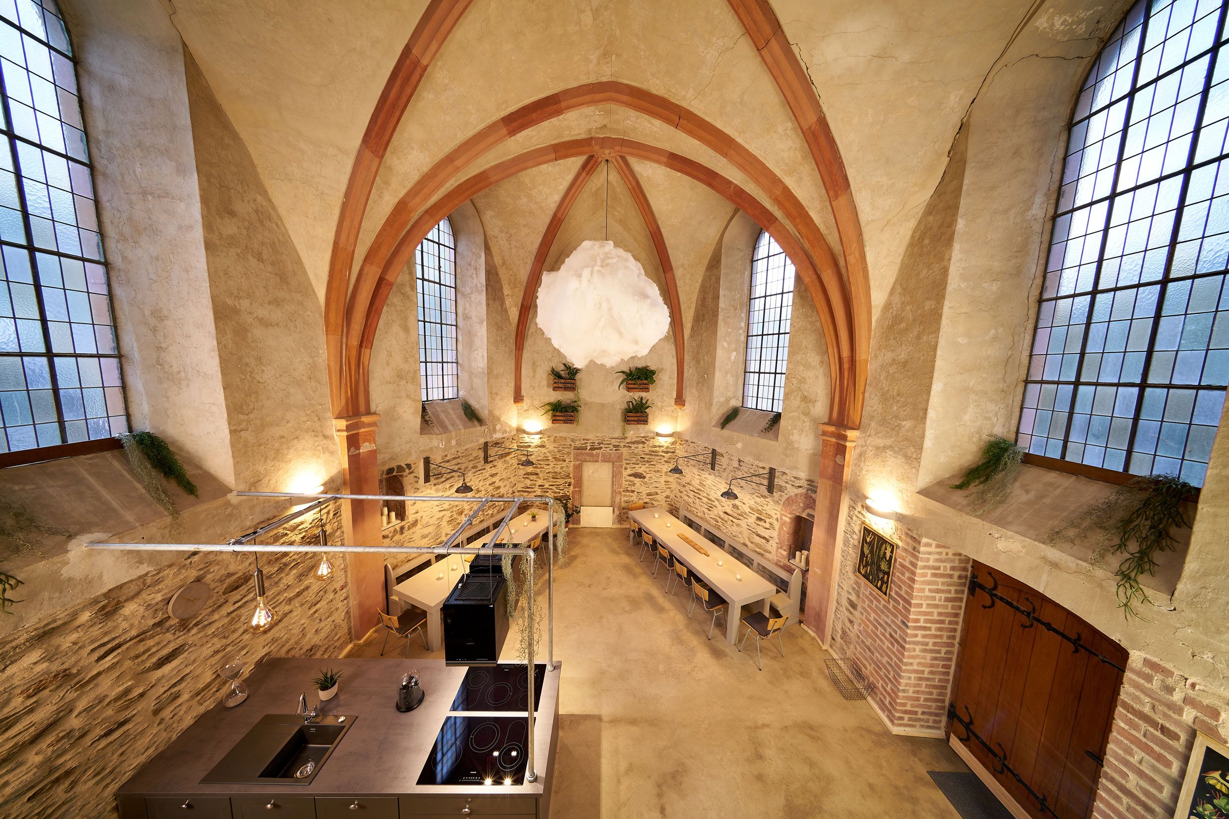 Bleibe in der alten Kirche
