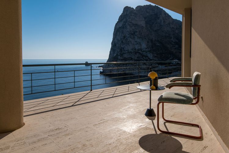 Seaside Villa Capo Zaf­ferano