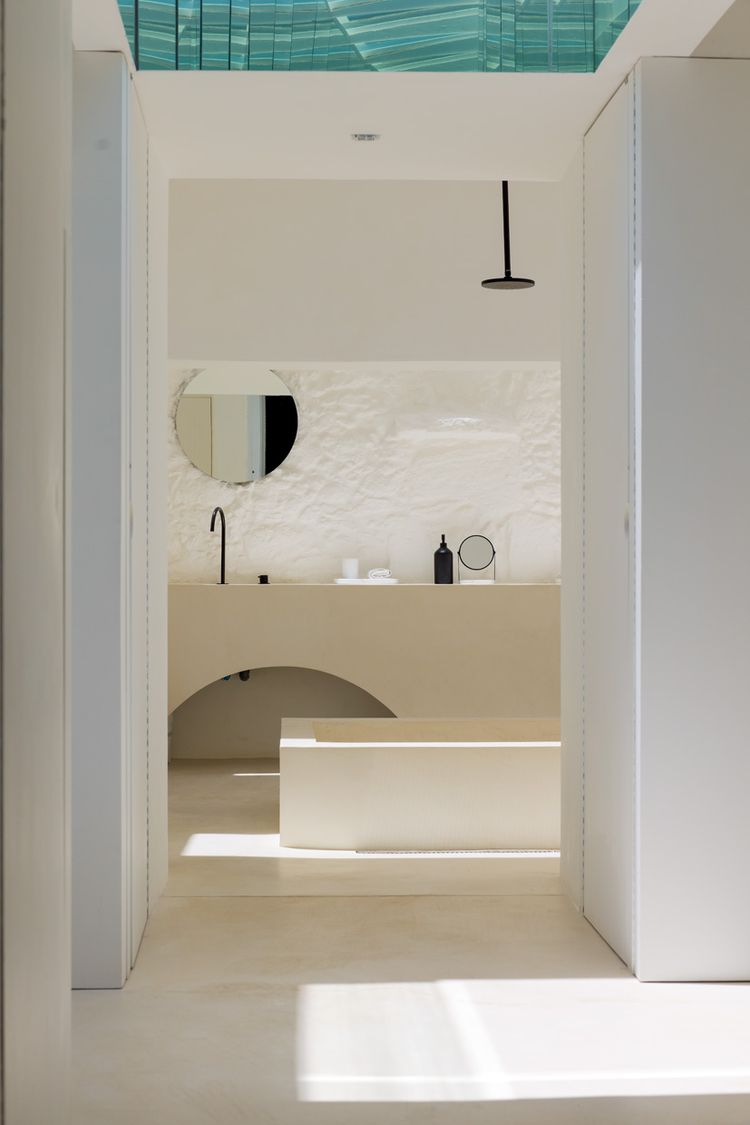 Casa Mon­te­longo