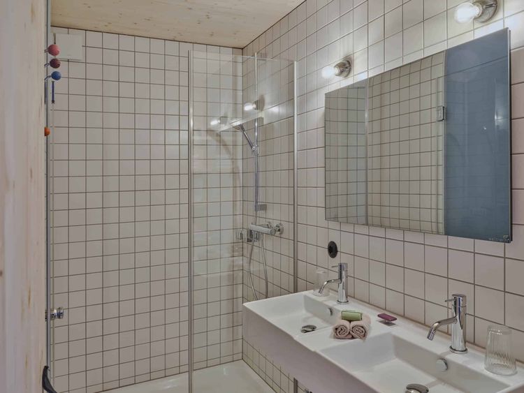 Wald­chalets Brand­nertal