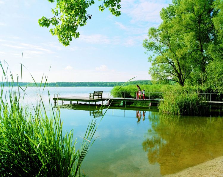 See­hotel am Neu­klos­tersee