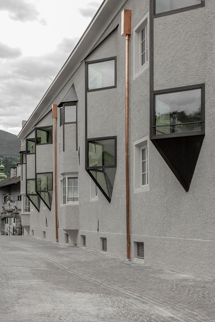 Adler His­toric Guest­house