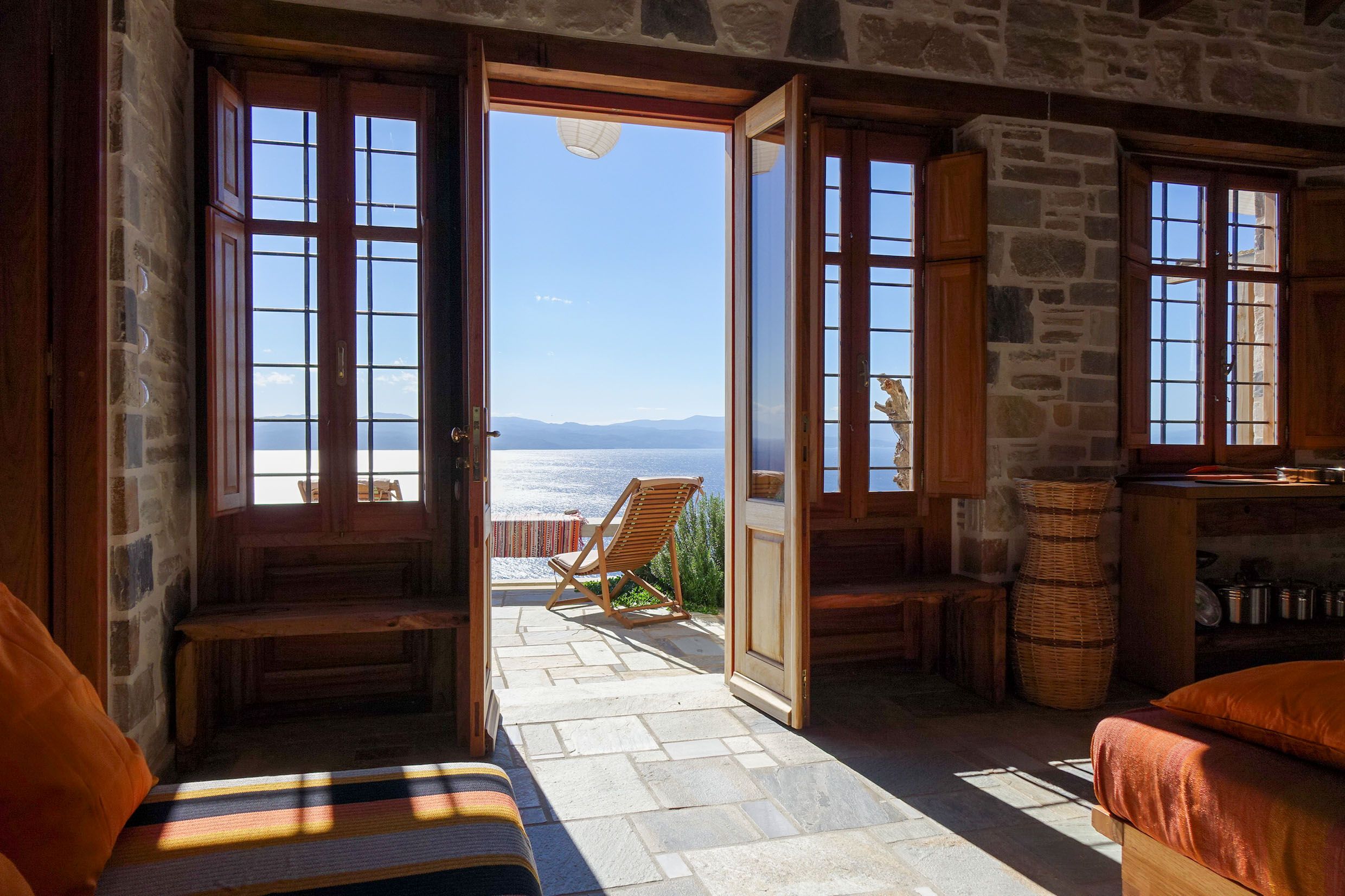 afeilianes stone house