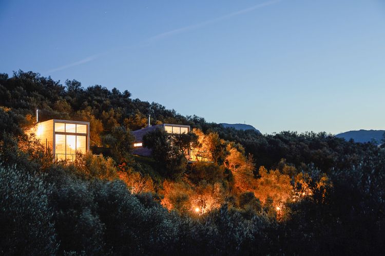 Cabanon Con­crete Retreat