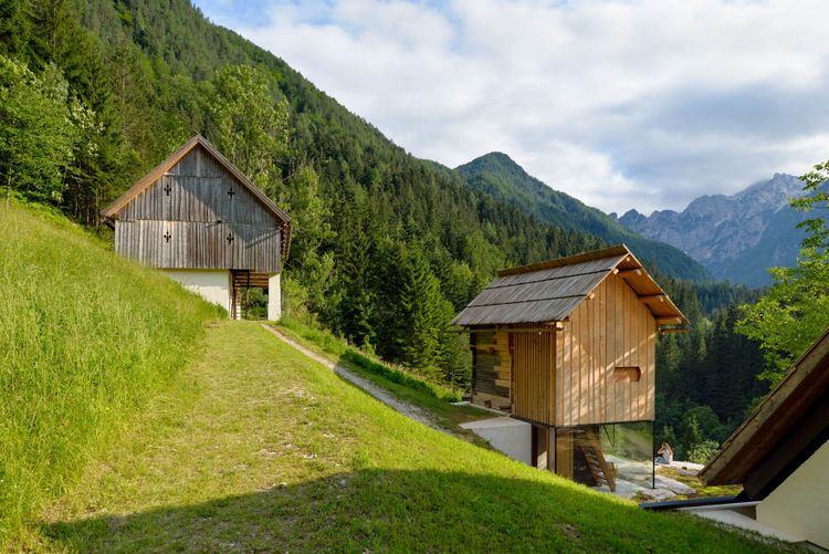Alpine Con­trap­posto