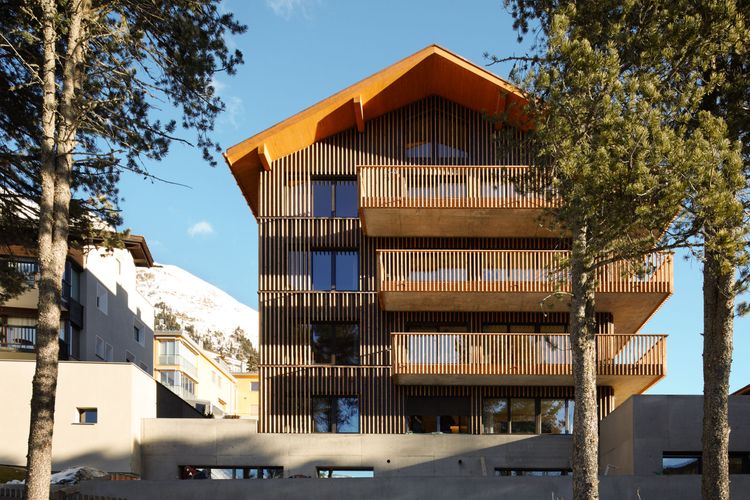 Alpine Lodge Chesa al Parc