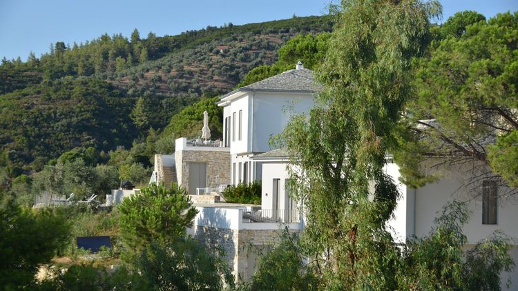 Kal­lithea Villas