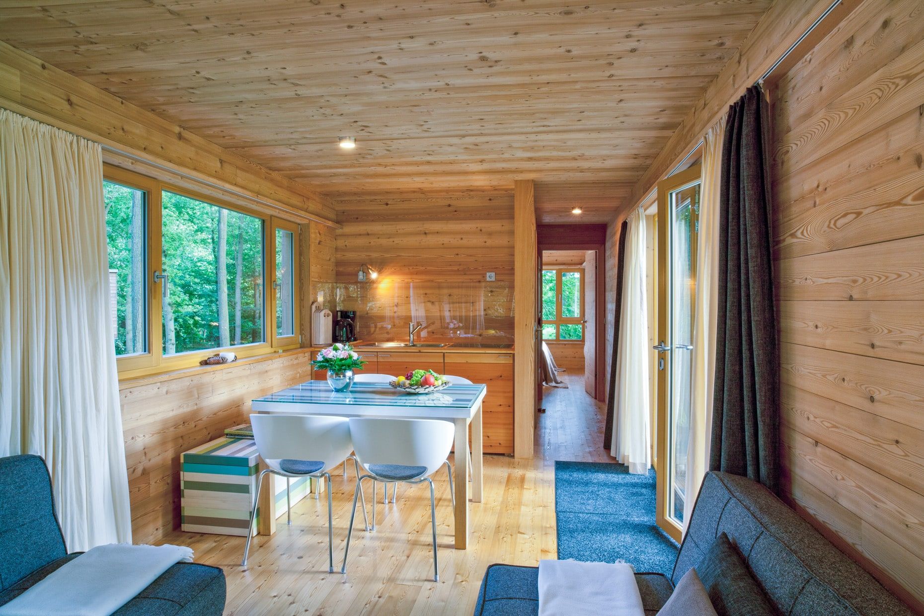 resort baumgefluester