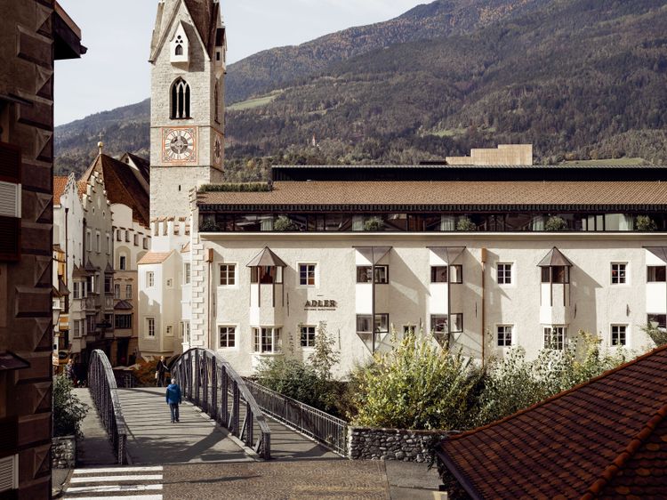 Adler His­toric Guest­house