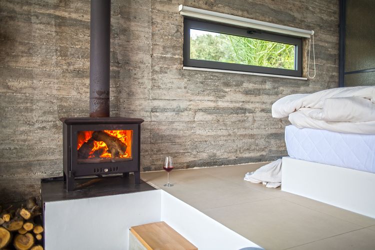 Cabanon Con­crete Retreat