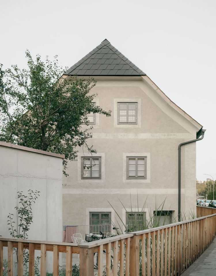 Loft im Flö­ßerhaus