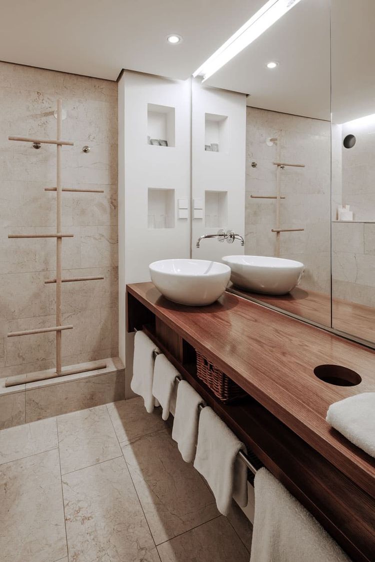 See­hotel am Neu­klos­tersee