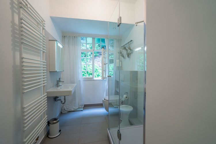 Brü­cken­villa Bleibe