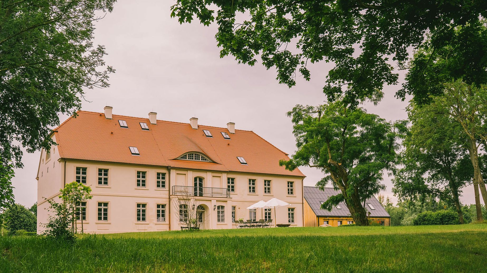 Gutshaus Frie­den­felde